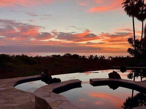 Pool & spa builders, Hawaii. Custom spa designs for luxury homes.